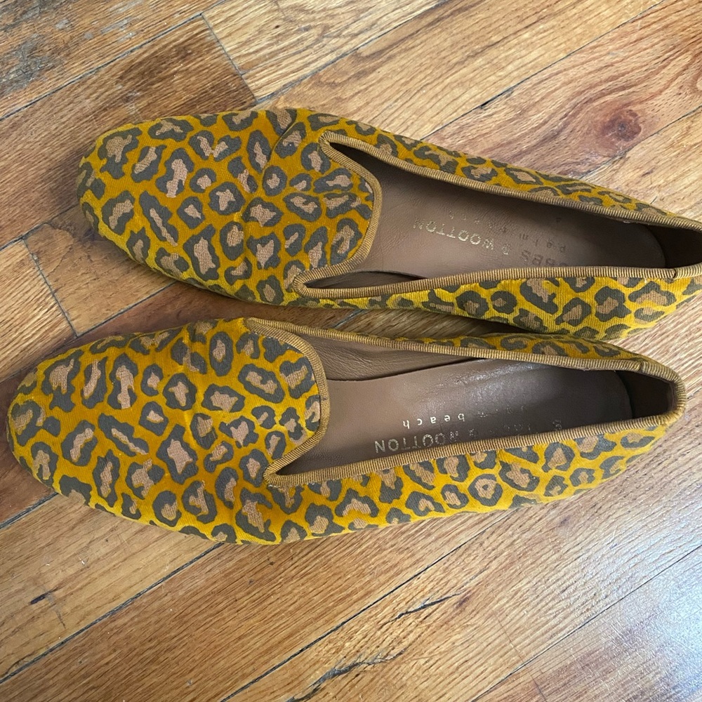 Stubbs and wootton cheetah loafers - size 9!